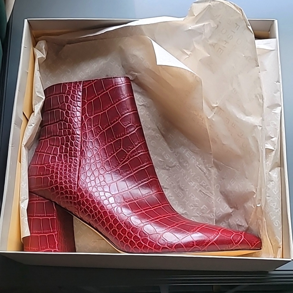 Marc Fisher boot